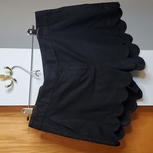 J Crew Women's Size 10 black linen Scallop Hem Shorts